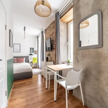 Quiet Hideaway & Wifi In Centre *
